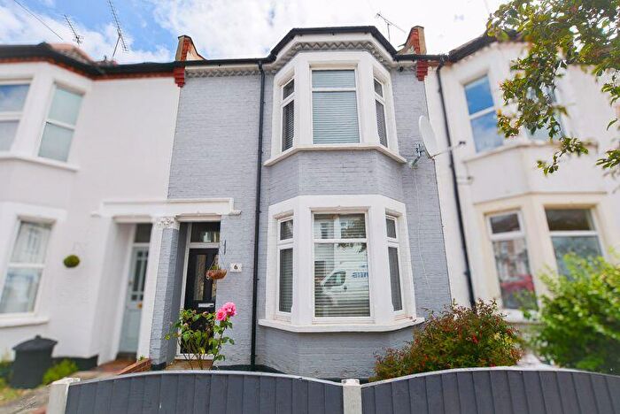 3 Bedroom Terraced House To Rent In Oban Road, Southend-On-Sea, SS2