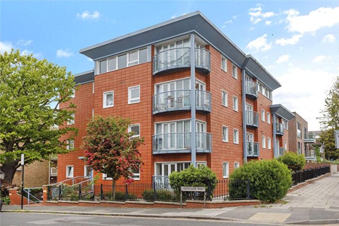 2 Bedroom Flat For Sale In Lansdowne Road, Lansdowne Court, BN3