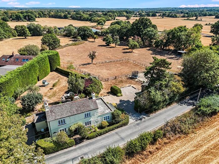 4 Bedroom Equestrian Facility For Sale In Warren Lane, Doddinghurst, Brentwood, Essex, CM15