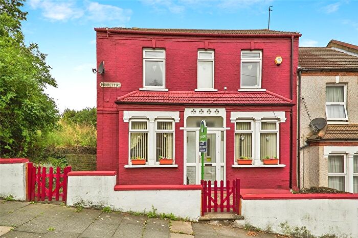 2 Bedroom Semi-Detached House To Rent In Purrett Road, London, SE18