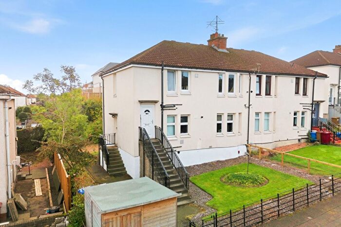2 Bedroom Flat For Sale In Woodside Avenue, Dundee, DD4