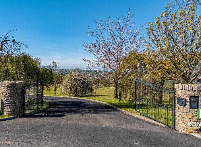 5 Bedroom Detached House For Sale In Carrigullin Road, Strabane, BT82