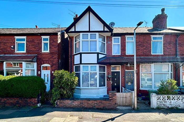 3 Bedroom End Terrace House For Sale In Bordon Road, Stockport, SK3
