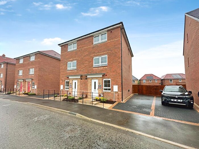 3 Bedroom House To Rent In Azalea Lane, Witham St. Hughs, Lincoln, LN6