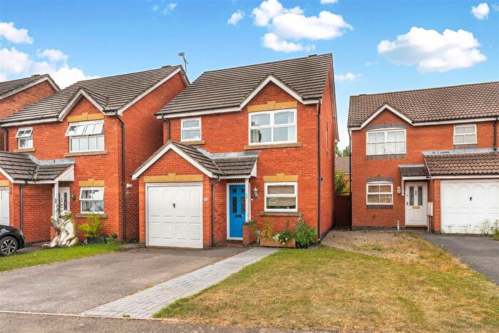 3 Bedroom Detached House For Sale In Waterloo Drive, Banbury, OX16