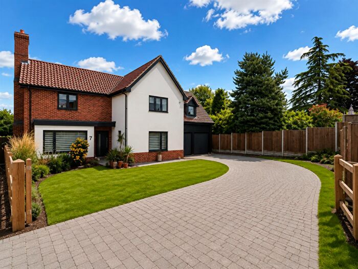 4 Bedroom Detached House For Sale In Chainbridge Close, Needham Market, IP6