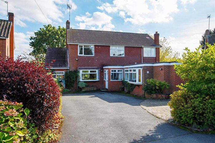 5 Bedroom Detached House For Sale In Elmdene Close, Hatton Station, Warwick, CV35