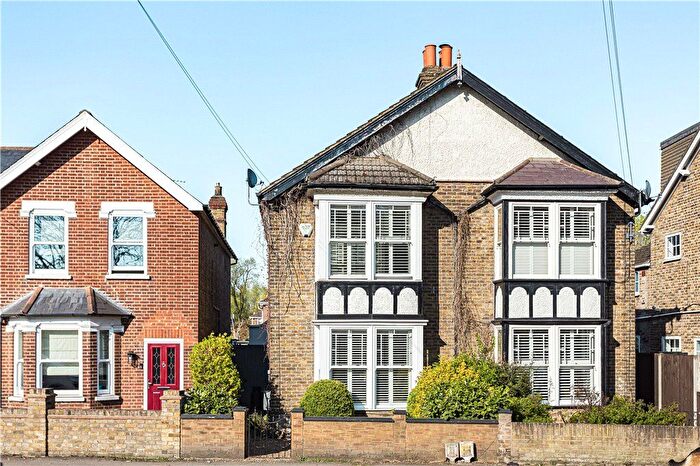 4 Bedroom Semi-Detached House For Sale In Wraysbury Road, Staines-Upon-Thames, Berkshire, TW18