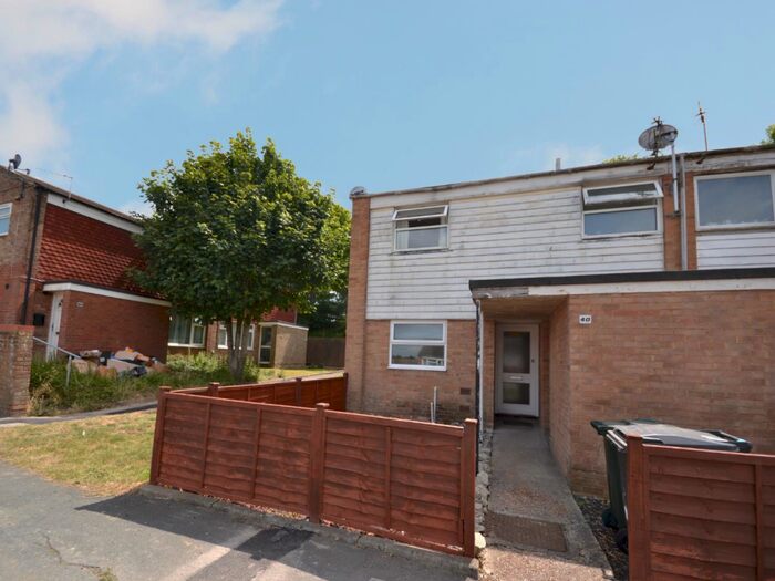 3 Bedroom Terraced House To Rent In Primrose Close, Eastbourne, BN23
