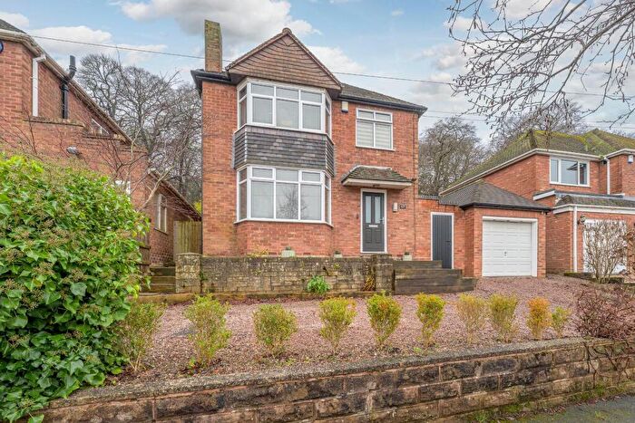 3 Bedroom Detached House For Sale In Kingsley Road, Kingswinford, DY6