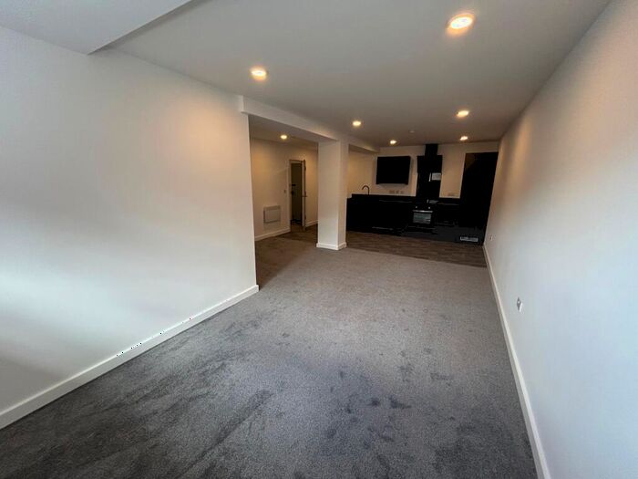 1 Bedroom Apartment To Rent In Burlington Square, Chesterfield, S40