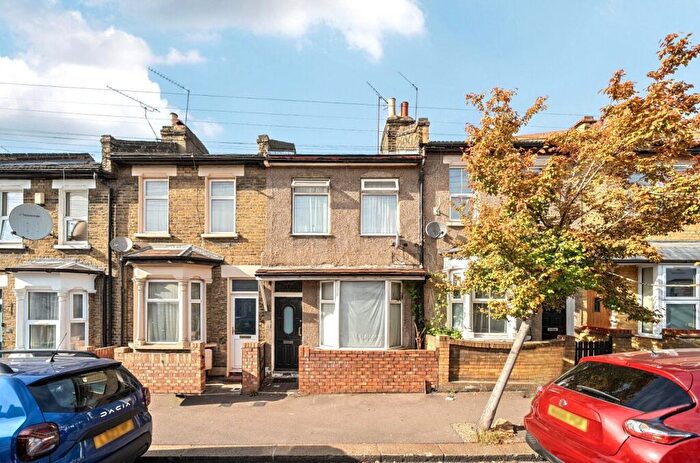 2 Bedroom Terraced House For Sale In Pitchford Street, London, E15