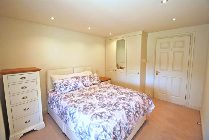 2 Bedroom Apartment To Rent In Hawthorn Green, Kennerleys Lane, Wilmslow, SK9