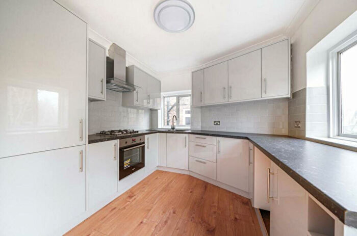 3 Bedroom Semi Detached House To Rent In Methuen Road, Edgware, HA8