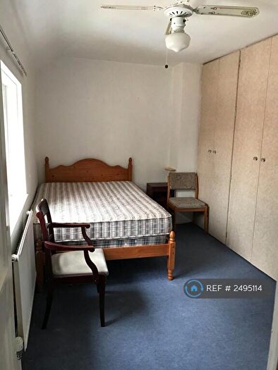 3 Bedroom Semi-Detached House To Rent In Chestnut Avenue, Blean, Canterbury, CT2