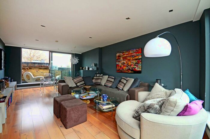 1 Bedroom Flat To Rent In Hoxton Square, Hoxton, London, N1