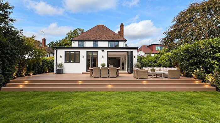 4 Bedroom Detached House For Sale In Shenley Hill, Radlett, WD7