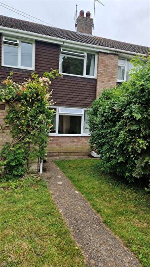 3 Bedroom Terraced House To Rent In Belmore Close, Cambridge, CB4