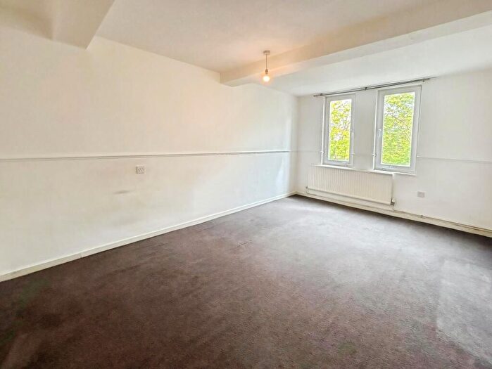 2 Bedroom Flat To Rent In Bushfield Court, Peterborough, PE2