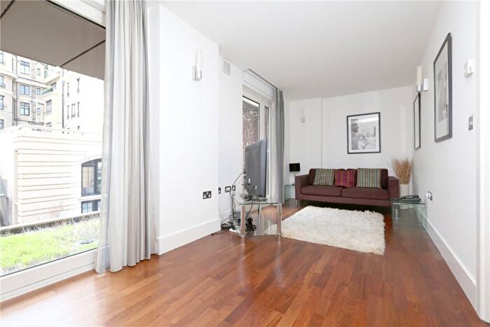1 Bedroom Flat To Rent In Weymouth Street, Marylebone, London, W1W