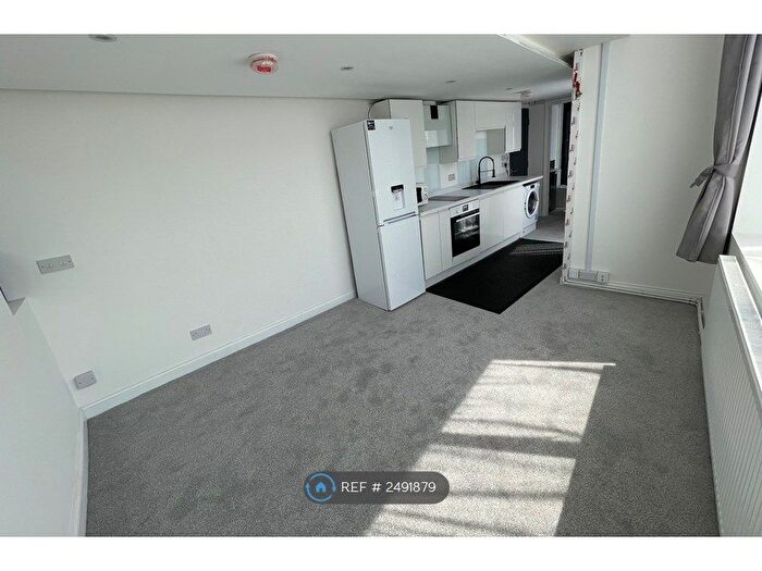 Studio To Rent In Dermody Rd, Hithergreen, SE13