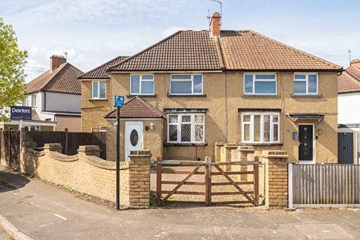 4 Bedroom Semi Detached House For Sale In Westbourne Road, Feltham, TW13