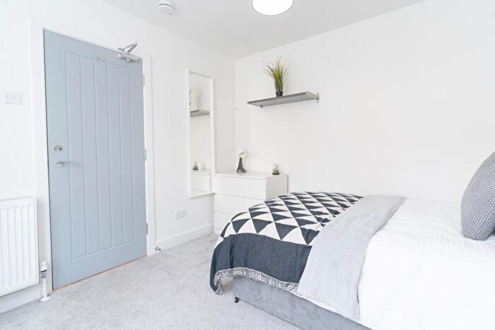 7 Bedroom Terraced House To Rent In Hudson Road, Southsea, Portsmouth, PO5