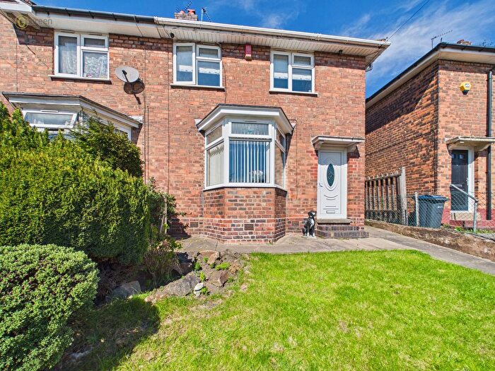 3 Bedroom Terraced House For Sale In Hawkesyard Road, Erdington, B24