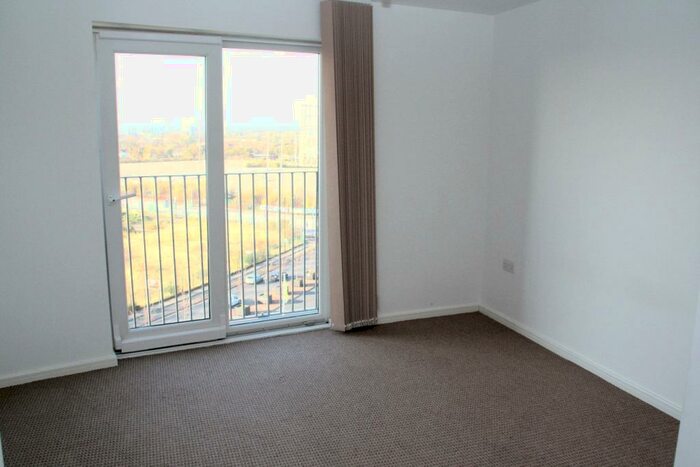 2 Bedroom Apartment To Rent In The Drum Stuart Street, Manchester, M11