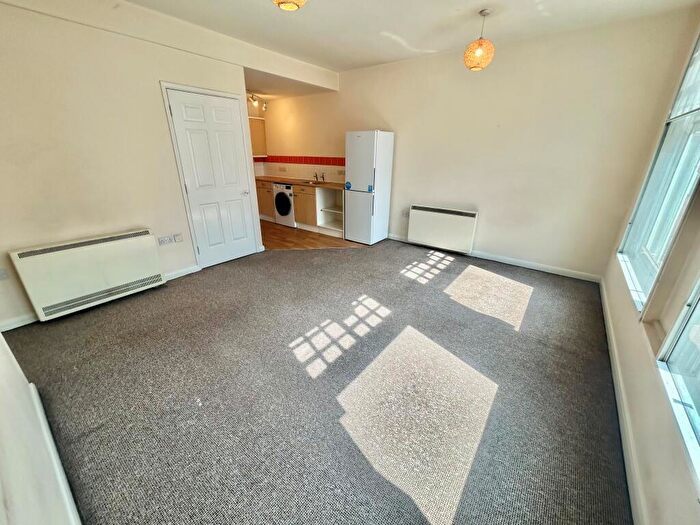 1 Bedroom Apartment To Rent In Wollaton Street, Nottingham, NG1