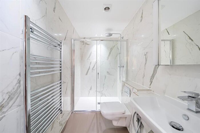 2 Bedroom Apartment To Rent In Maygrove Road, London, NW6