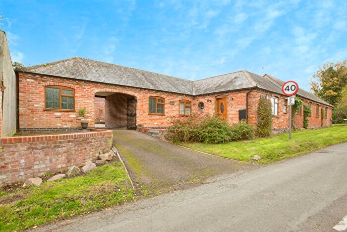 4 Bedroom Barn Conversion For Sale In Kings Lane, Keyham, Leicester, LE7