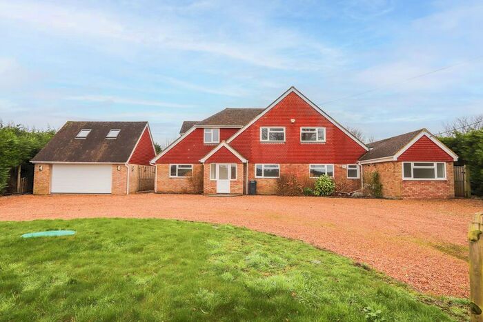 5 Bedroom Detached House For Sale In Mill Lane, Westfield, TN35