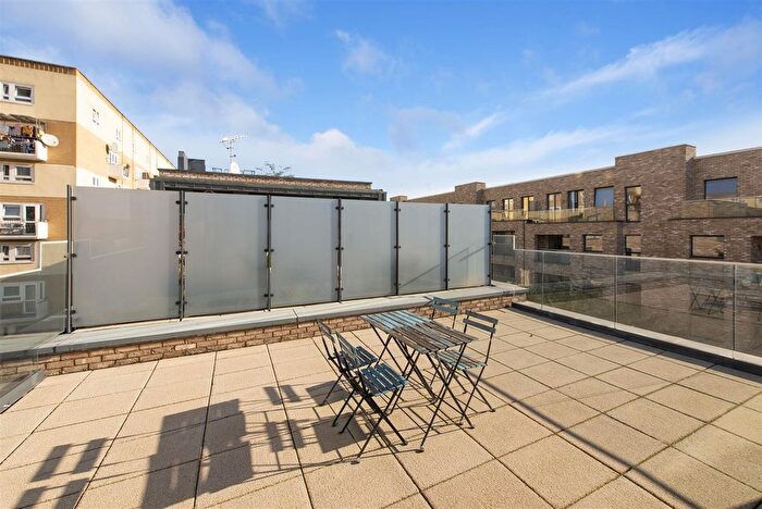 1 Bedroom Flat For Sale In Bristol Walk, Alma Close, Kilburn Park, NW6