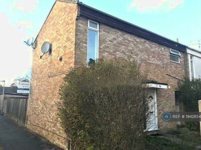 3 Bedroom End Of Terrace House To Rent In Naseby, Bracknell, RG12