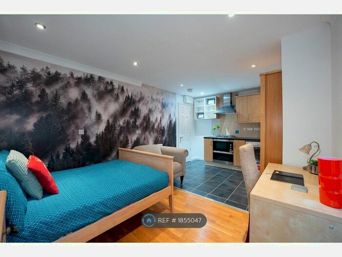 Studio To Rent In Chieftain Way, Cambridge, CB4