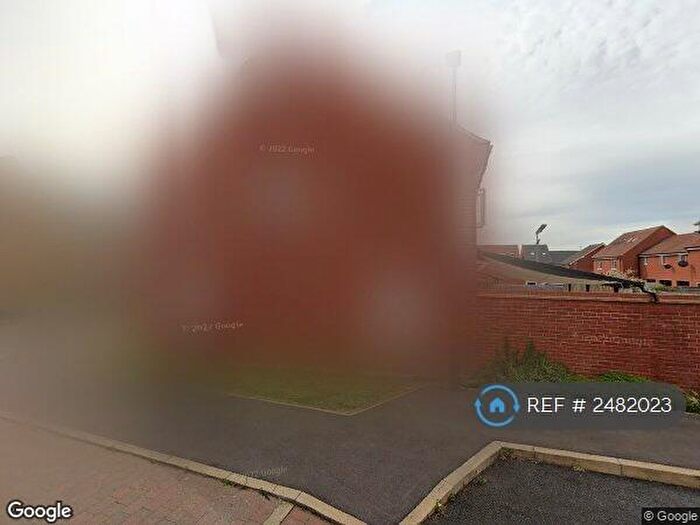 3 Bedroom Semi-Detached House To Rent In Kirkes Way, Aylesbury, HP18