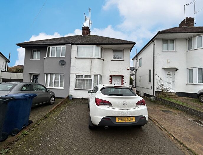 3 Bedroom Property For Sale In Rugby Avenue, Greenford, Middlesex, UB6
