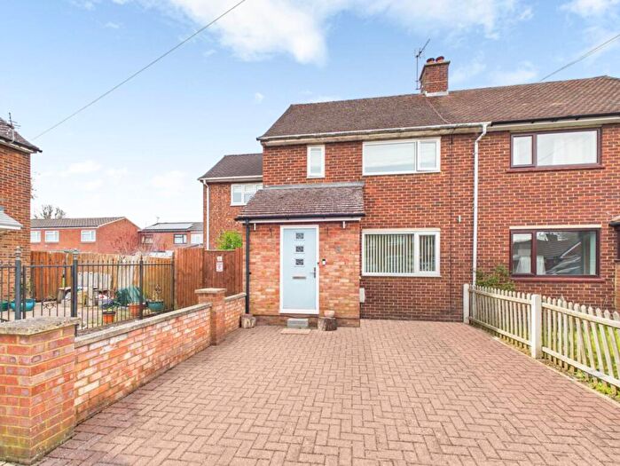 3 Bedroom Semi Detached House For Sale In Longcroft, Aston Clinton, HP22