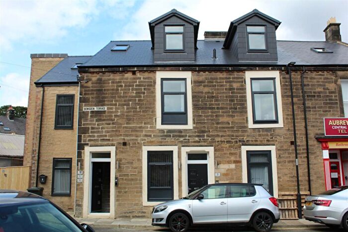 Flat To Rent In Bowsden Terrace, South Gosforth, Newcastle Upon Tyne, NE3