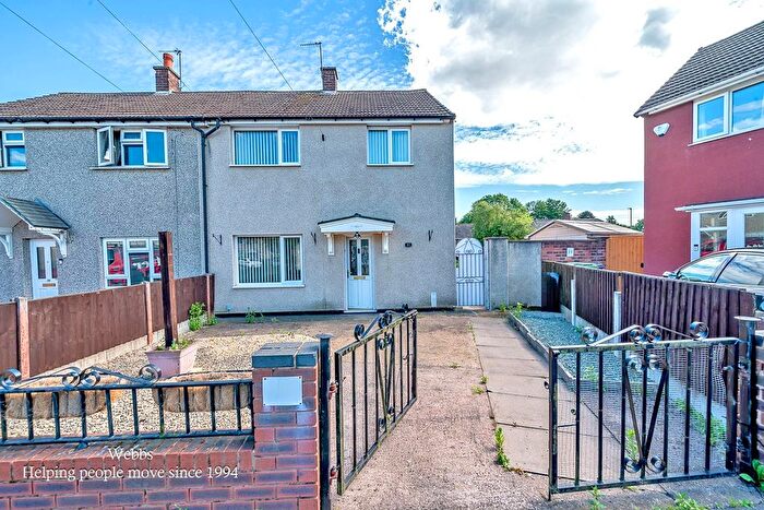 3 Bedroom Semi Detached House For Sale In Edinburgh Avenue, Walsall, WS2