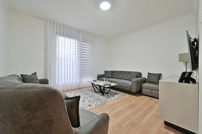 1 Bedroom Flat For Sale In Bessborough Road, Harrow, HA1