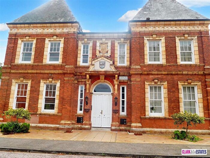 2 Bedroom Flat To Rent In North Grange, Exeter, EX2