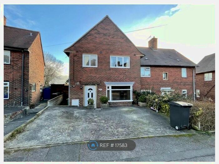 3 Bedroom Semi-Detached House To Rent In Cecil Road, Dronfield, S18