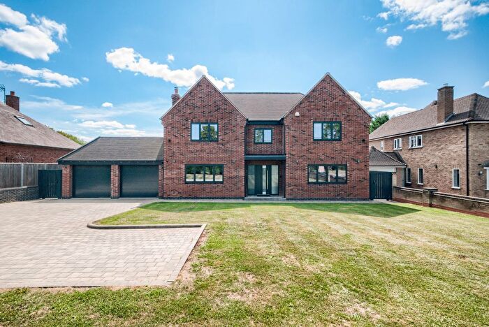 4 Bedroom Detached House For Sale In Bishopton Lane, Stratford-Upon-Avon, CV37