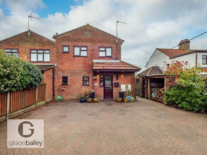 4 Bedroom Semi Detached House For Sale In Mill Lane, Acle, NR13