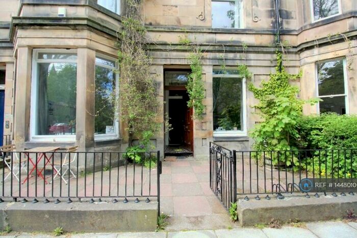 4 Bedroom Flat To Rent In Bruntsfield, Edinburgh, EH10
