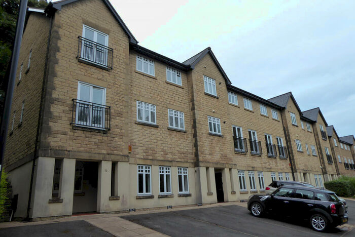 3 Bedroom Flat To Rent In The Colonnade, Lancaster, LA1