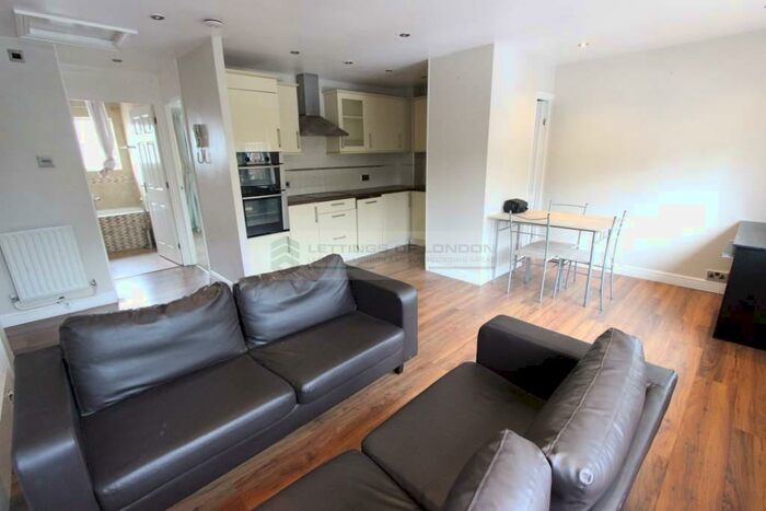 1 Bedroom Apartment To Rent In Teresa Gardens, Waltham Cross, EN8