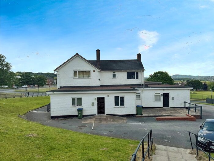 2 Bedroom Flat To Rent In Harvest Road, Rowley Regis, West Midlands, B65